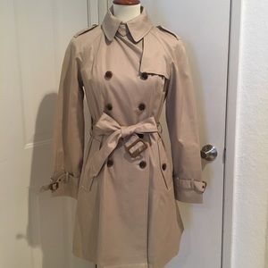 Banana Republic Trenchcoat Petite